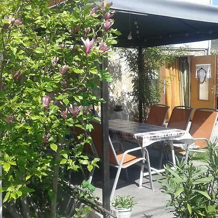 Szabo Apartmanhaz Kwatera prywatna Zalakaros